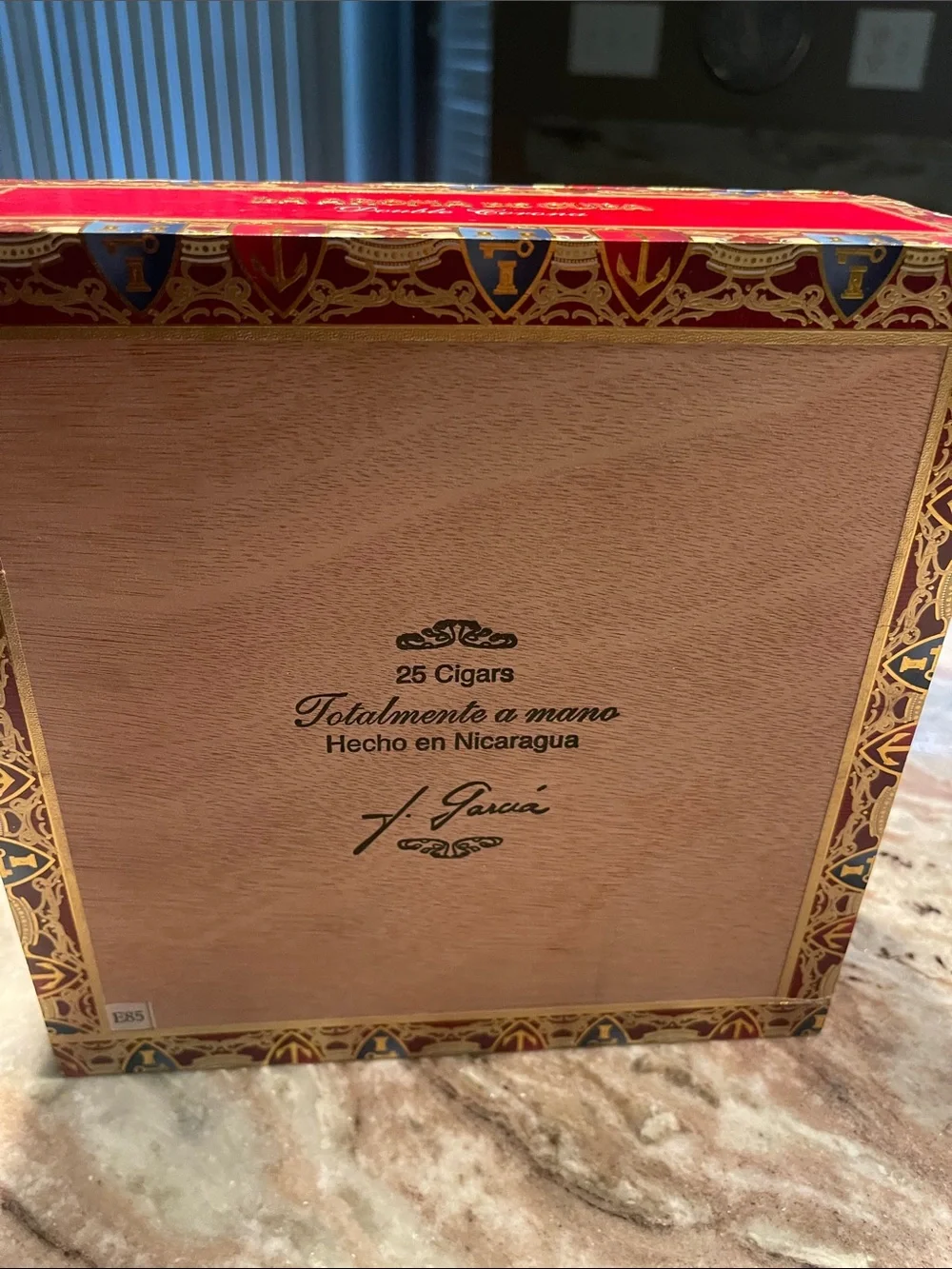 Decorative Cigar Box - Cream with Red Trim no cigars